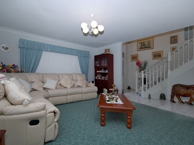 270 Nineteenth Avene, Elanora QLD 4221