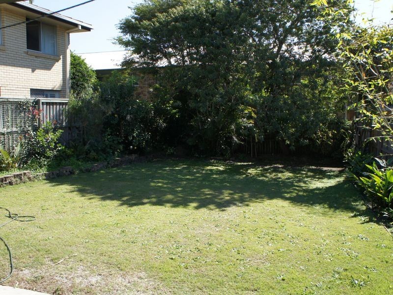 9 Fifteenth Avenue, Palm Beach QLD 4221