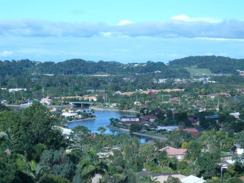 64 Doubleview Drive, Elanora QLD 4221