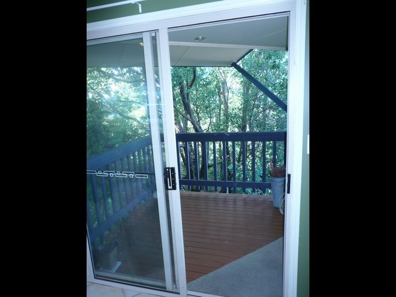 64 Doubleview Drive, Elanora QLD 4221