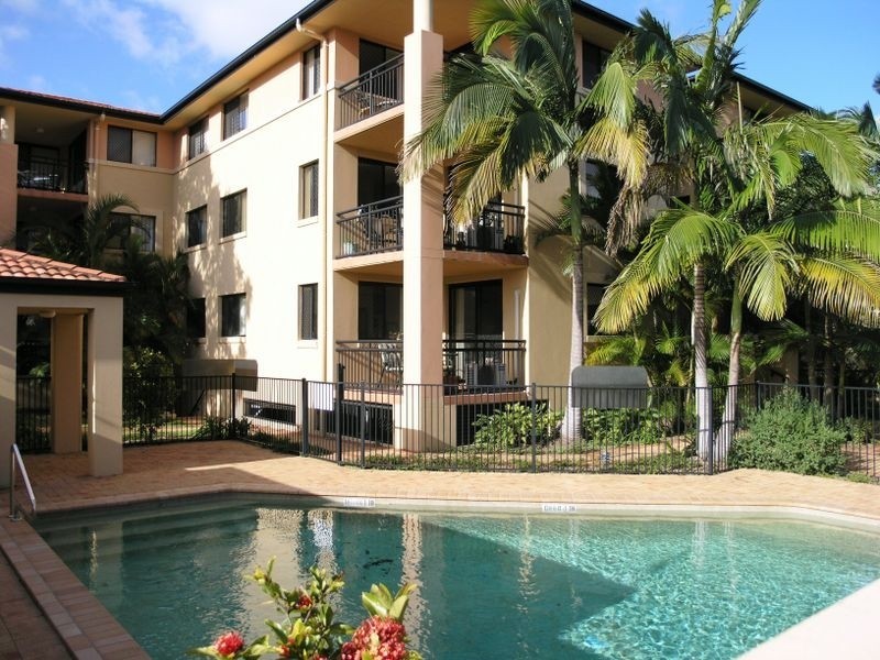 5/5 Tarni Avenue, Palm Beach QLD 4221
