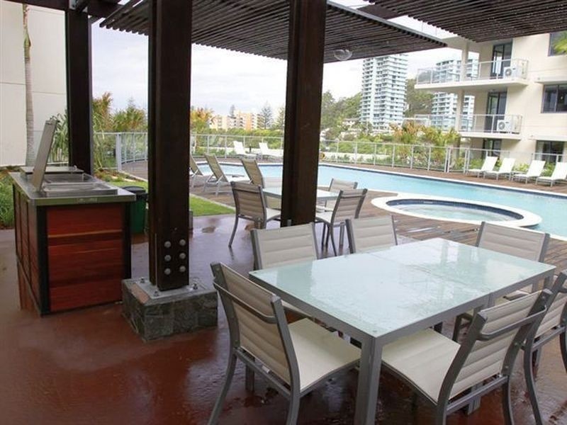 1022/1 ‘Swell Resort’Ocean Street, Burleigh Heads QLD 4220