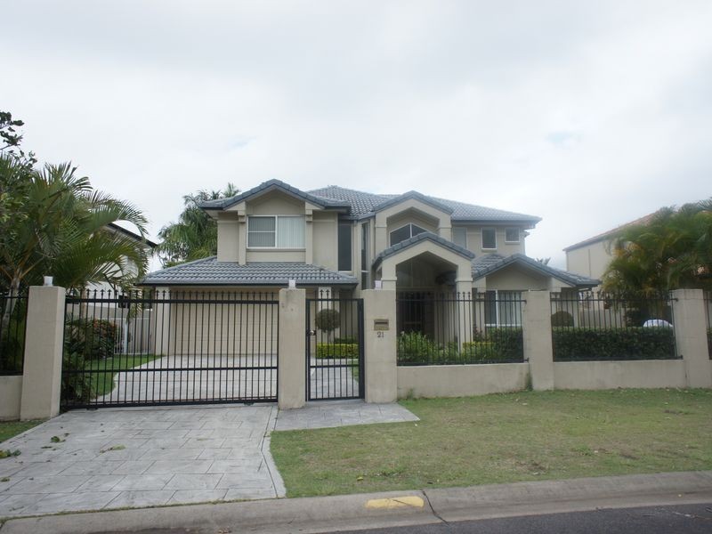 21 Tranquility Circuit (Oyster Co, Helensvale QLD 4212