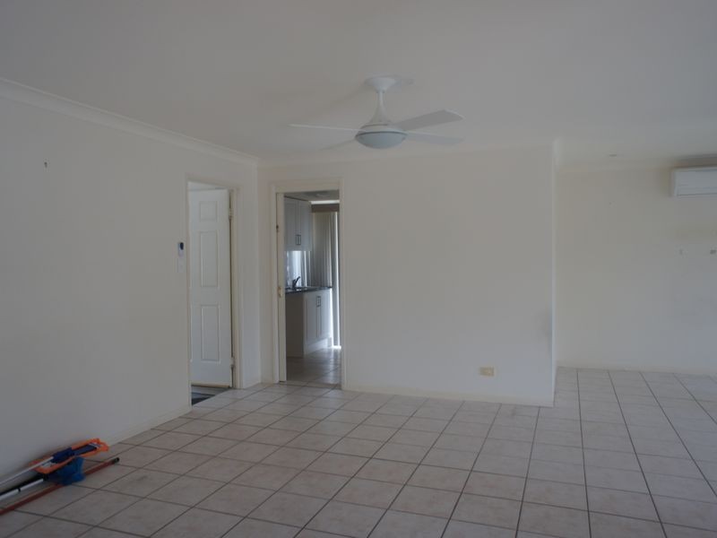 21 Tranquility Circuit (Oyster Co, Helensvale QLD 4212