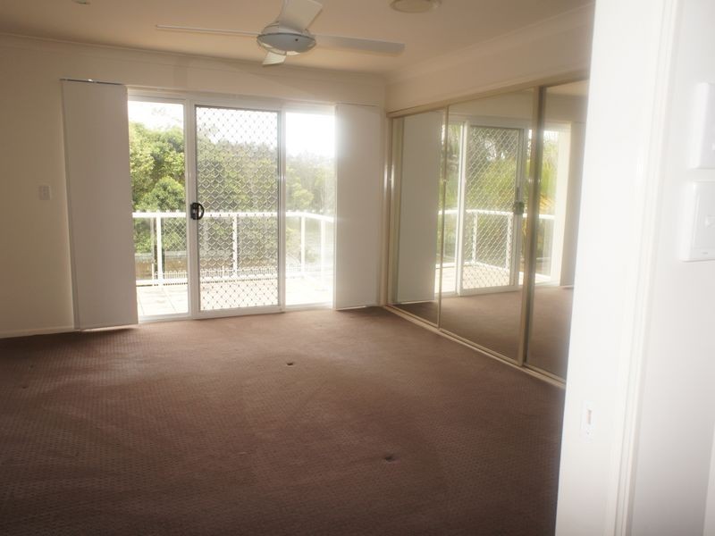 21 Tranquility Circuit (Oyster Co, Helensvale QLD 4212