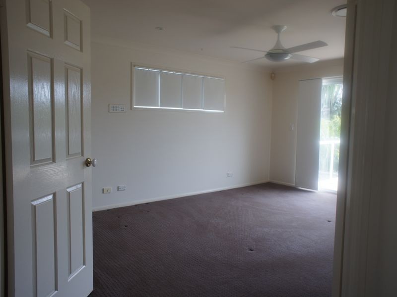 21 Tranquility Circuit (Oyster Co, Helensvale QLD 4212