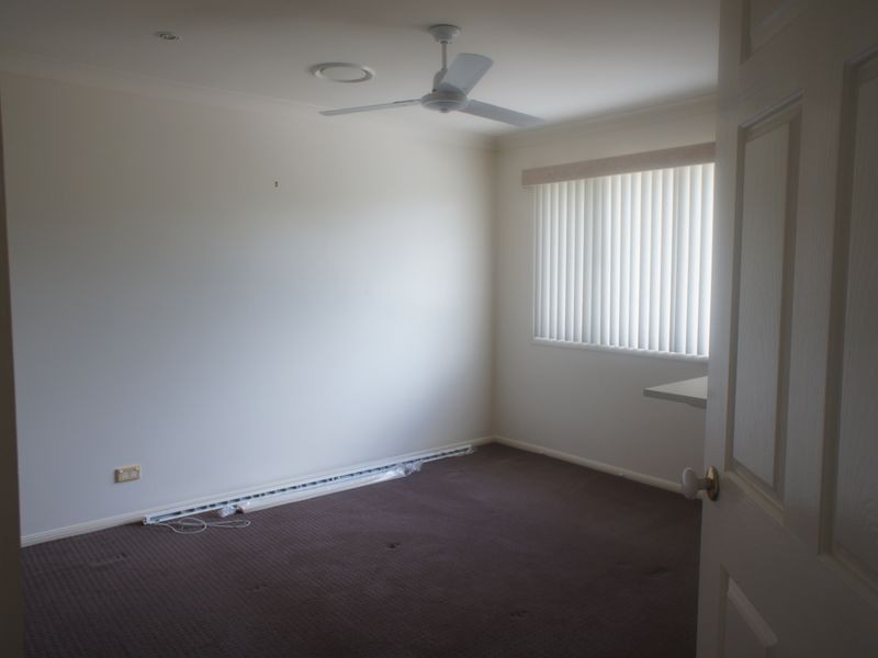21 Tranquility Circuit (Oyster Co, Helensvale QLD 4212
