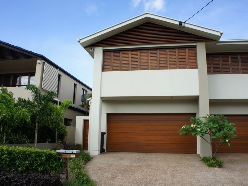 2/3 Bali Avenue, Palm Beach QLD 4221