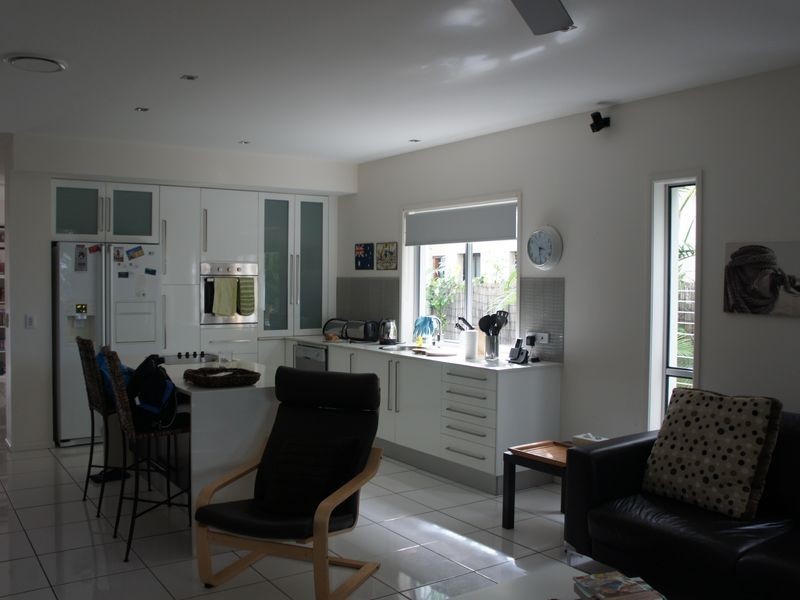 2/3 Bali Avenue, Palm Beach QLD 4221