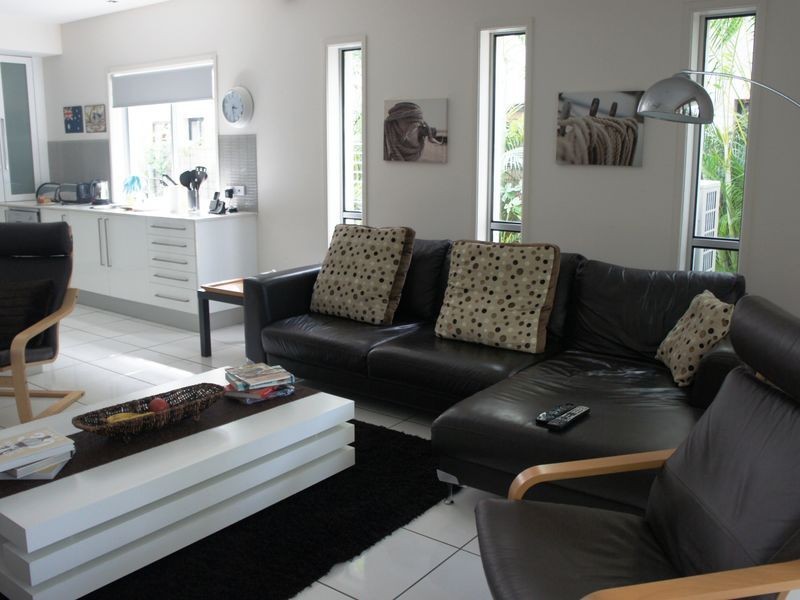 2/3 Bali Avenue, Palm Beach QLD 4221