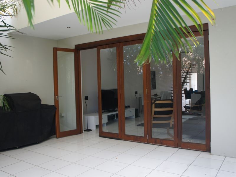 2/3 Bali Avenue, Palm Beach QLD 4221