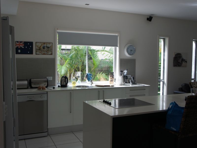 2/3 Bali Avenue, Palm Beach QLD 4221