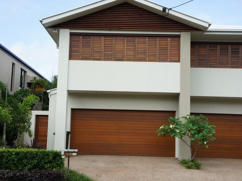 2/3 Bali Avenue, Palm Beach QLD 4221