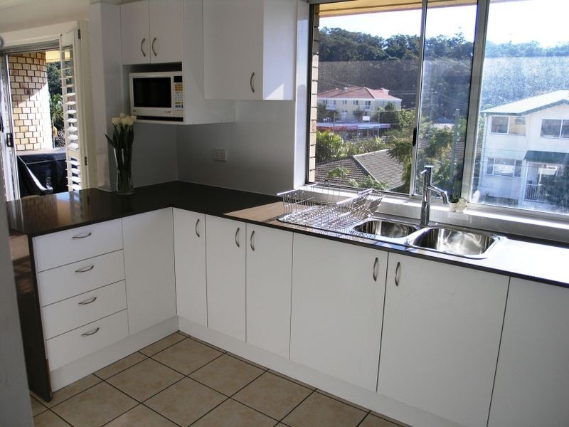 10/18 Ikkina Road, Burleigh Heads QLD 4220