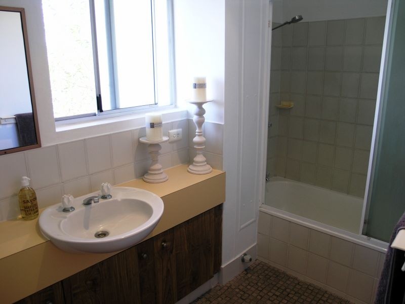 10/18 Ikkina Road, Burleigh Heads QLD 4220