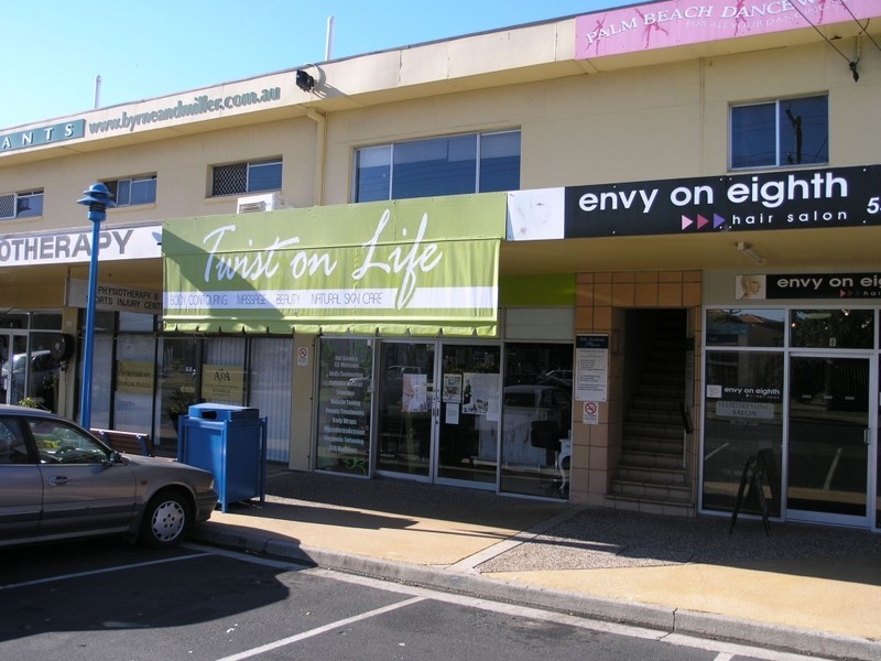 7/2 Eighth Avenue, Palm Beach QLD 4221