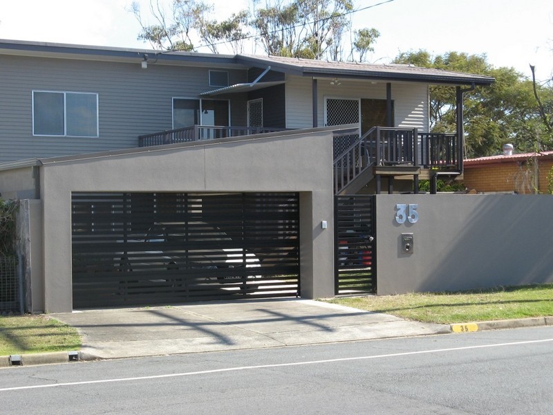 35 Mallawa Drive, Palm Beach QLD 4221