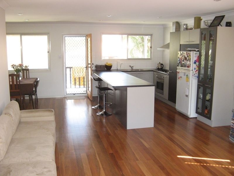 35 Mallawa Drive, Palm Beach QLD 4221