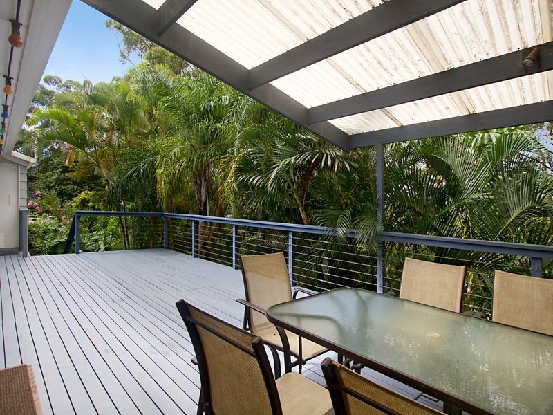 11 Kaffia Court, Elanora QLD 4221