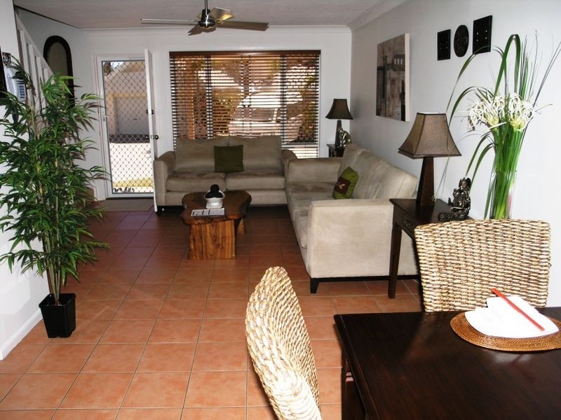 80/2 Coolgardie Street, Elanora QLD 4221