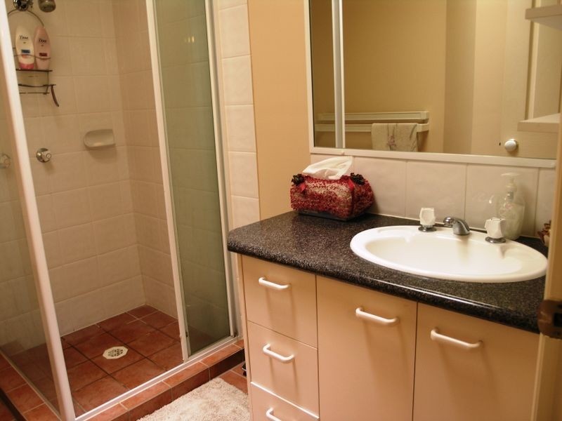 2/6 Burleigh Glen Court, Burleigh Heads QLD 4220