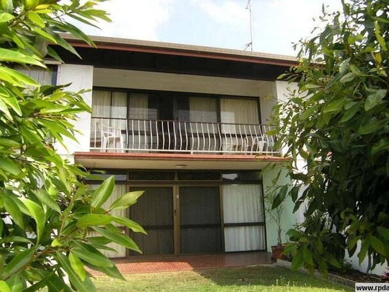 4/56 Tallebudgera Drive, Palm Beach QLD 4221