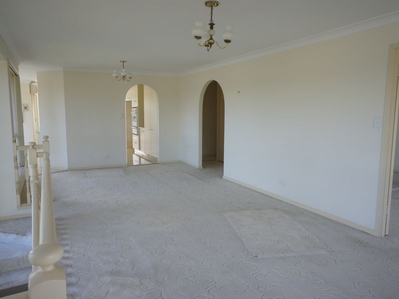 38 Angelica Street, Elanora QLD 4221