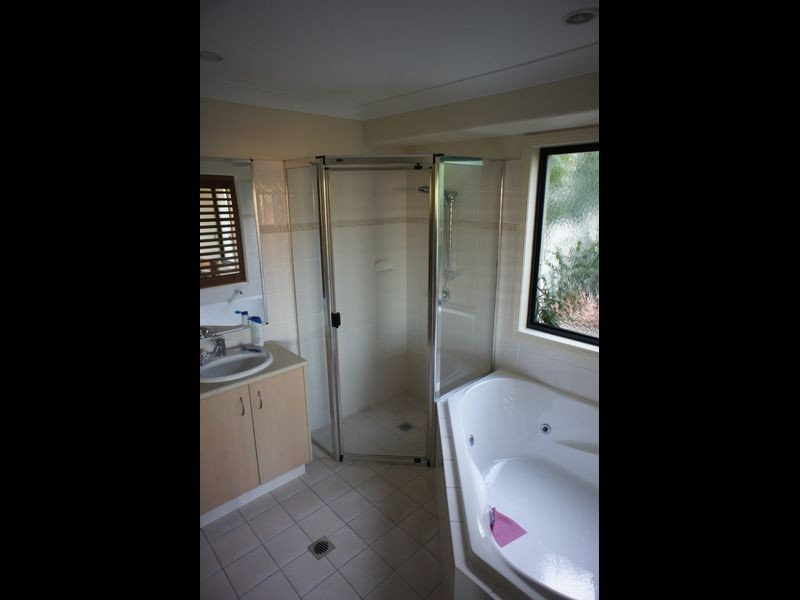 1/3 Alkira Avenue, Palm Beach QLD 4221