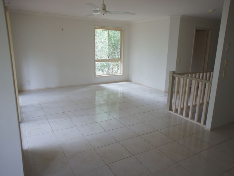 12/15 Simpsons Road, Elanora QLD 4221