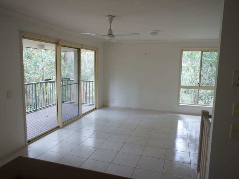 12/15 Simpsons Road, Elanora QLD 4221