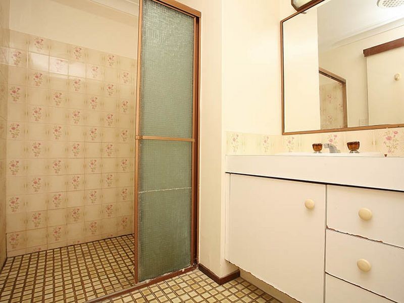 28 Diplacus Drive, Palm Beach QLD 4221