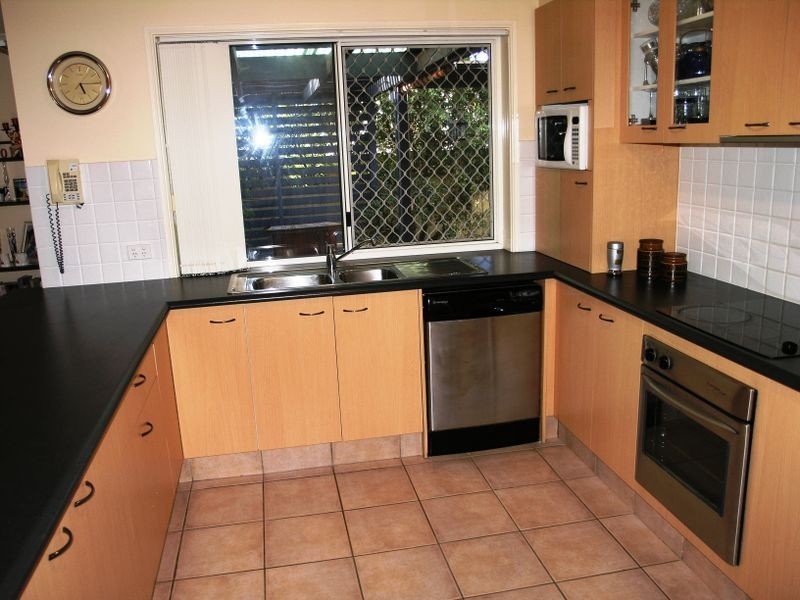 10 Barlee Court, Elanora QLD 4221