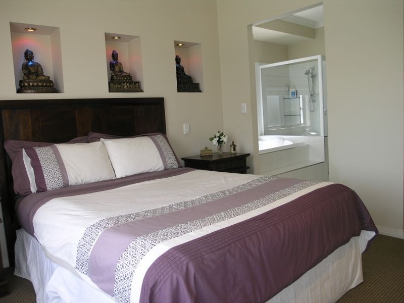 13 Tussock Court, Elanora QLD 4221