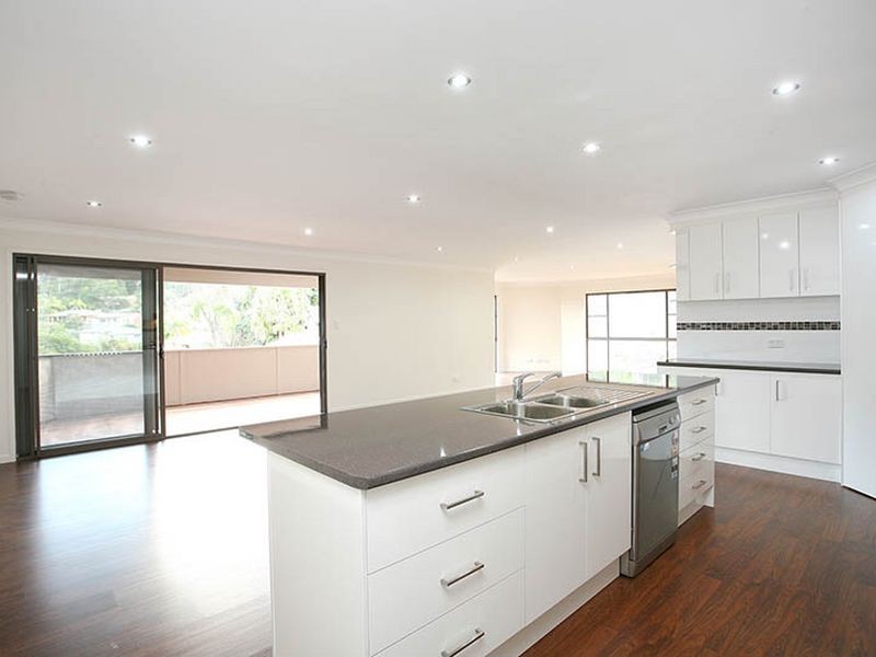 18 Aethalia Street, Currumbin Waters QLD 4223