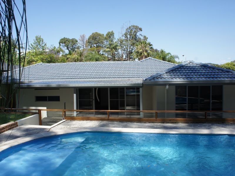 12 Fatsia Court, Elanora QLD 4221