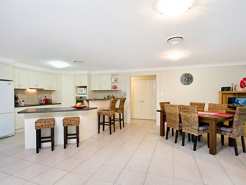 17 Denawen Street, Palm Beach QLD 4221