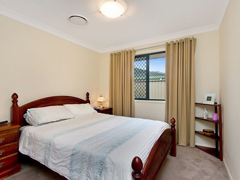 17 Denawen Street, Palm Beach QLD 4221