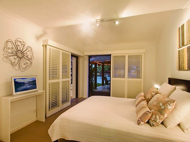 152 Tallebudgera Drive, Palm Beach QLD 4221