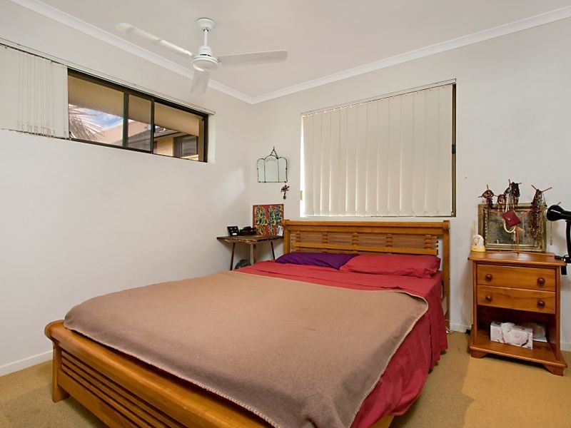 11/10 Twenty First Avenue, Palm Beach QLD 4221