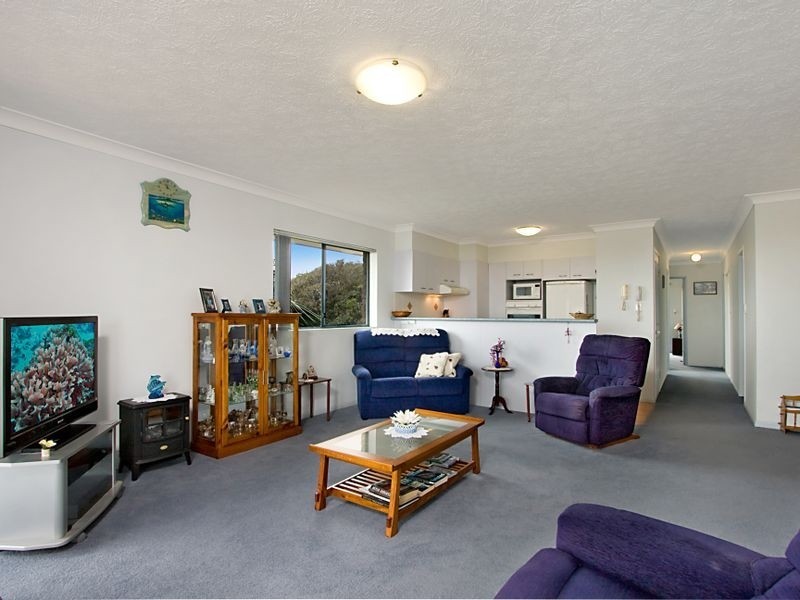 9/1222 Gold Coast Highway, Palm Beach QLD 4221