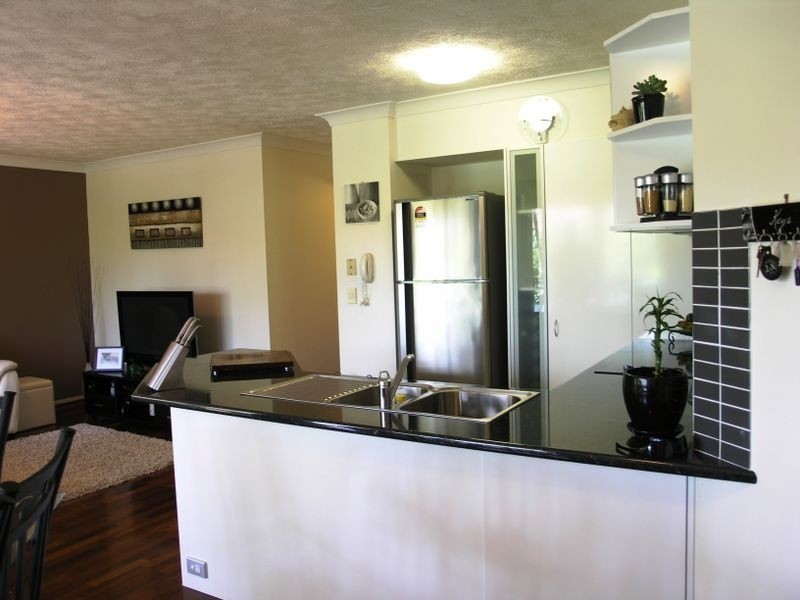18/7 Redondo Avenue, Miami QLD 4220