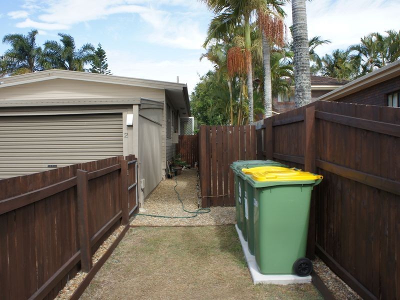 2/15 Leyte Avenue, Palm Beach QLD 4221