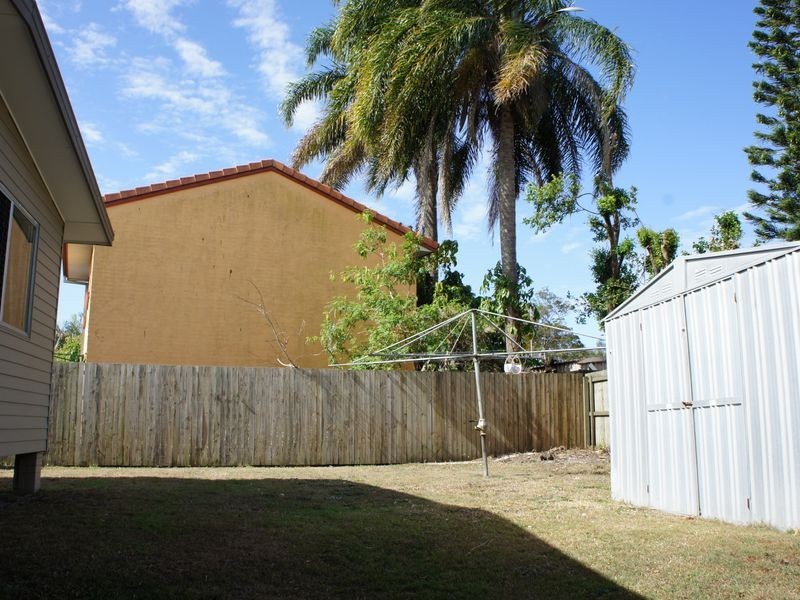 2/15 Leyte Avenue, Palm Beach QLD 4221