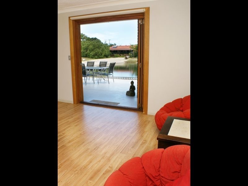 1/8 Barracuda Court, Palm Beach QLD 4221