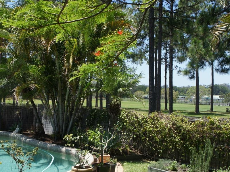 11 Dianella Court, Elanora QLD 4221