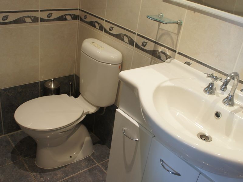 11 Dianella Court, Elanora QLD 4221