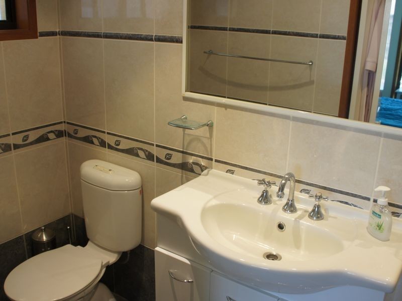 11 Dianella Court, Elanora QLD 4221