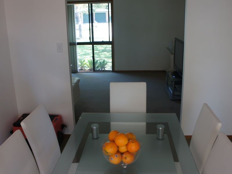 11 Dianella Court, Elanora QLD 4221