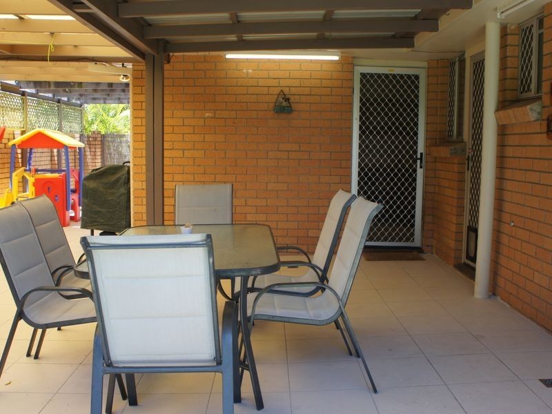 31 Mallawa Drive, Palm Beach QLD 4221
