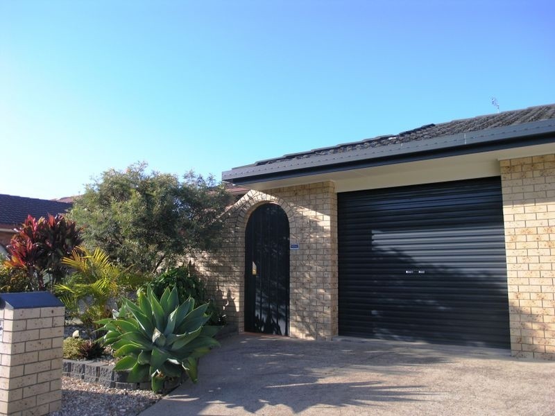 1/7 Barbet Place, Burleigh Waters QLD 4220